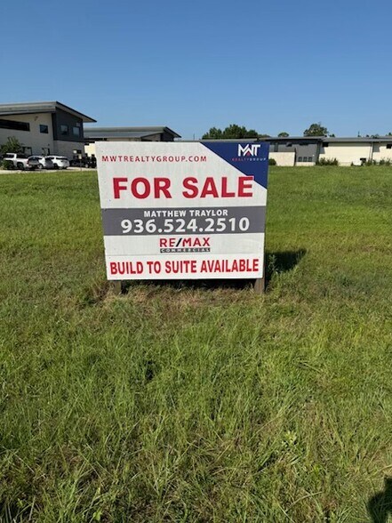 More Photos Of 1126 Rayford Rd, Spring Land For Lease