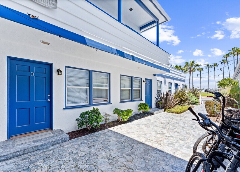 More Photos Of 1701-1703 W Balboa Blvd, Newport Beach Apartments For Sale