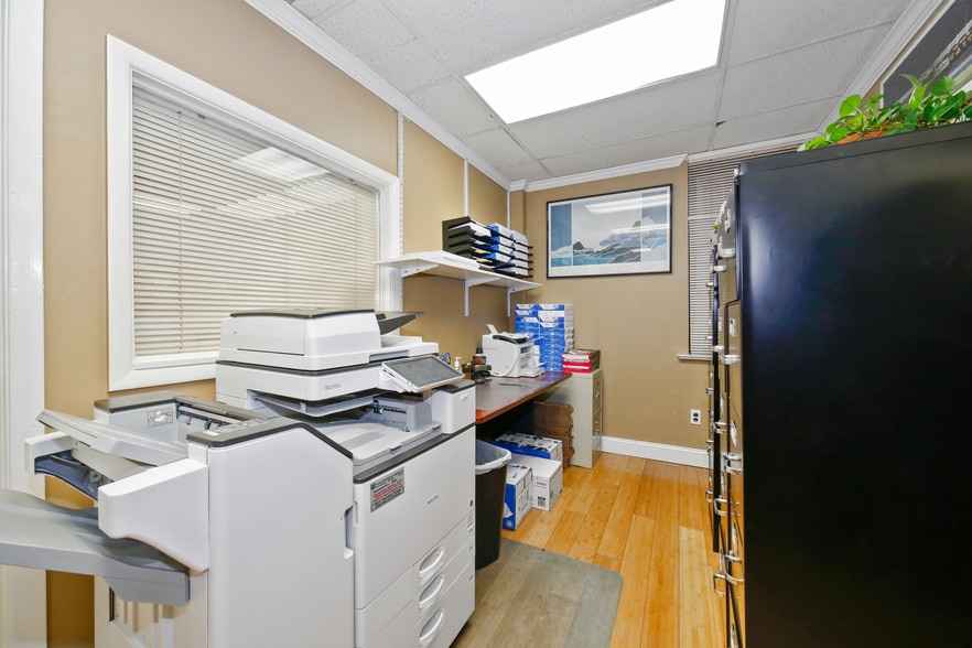 More Photos Of 96 Haarlem Ave, White Plains Office For Sale