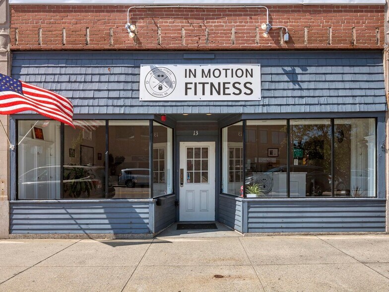 More Photos Of 13-15 Elm St, Danvers Storefront For Sale