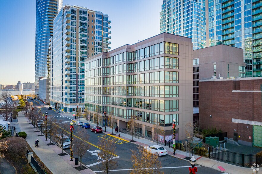 More Photos Of 2 Shore Ln, Jersey City Apartments For Sale