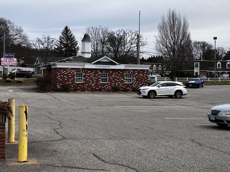 More Photos Of 56-68 Echo Ave, Miller Place Unknown For Lease