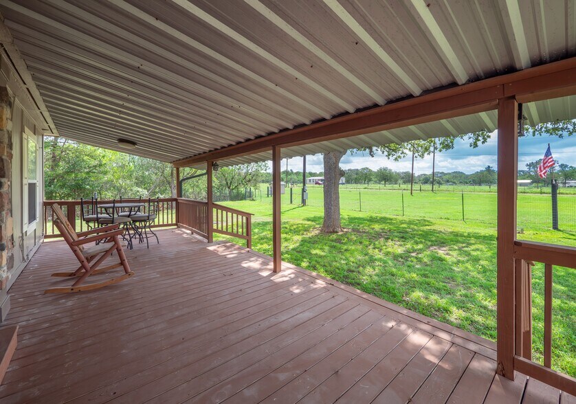 More Photos Of 279 Highline Dr, Bastrop Land For Sale
