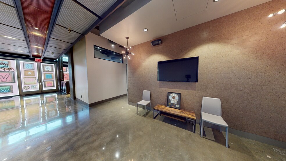 More Photos Of 751 N Fairfax Ave, Los Angeles Loft Creative Space For Sale