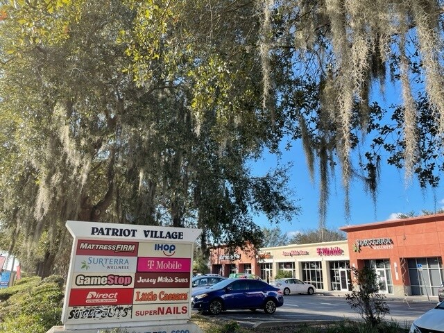 More Photos Of 1240-1270 E Brandon Blvd, Brandon Unknown For Lease
