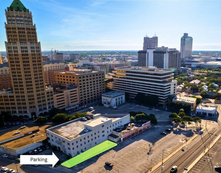 More Photos Of 425-427 S Saint Marys St, San Antonio Storefront Retail Office For Sale