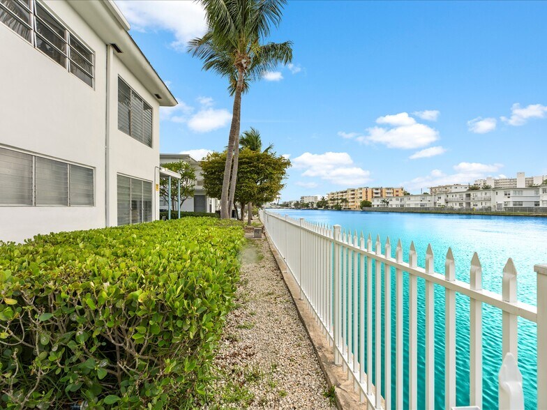 More Photos Of 7805 Crespi Blvd, Miami Beach Apartments For Sale