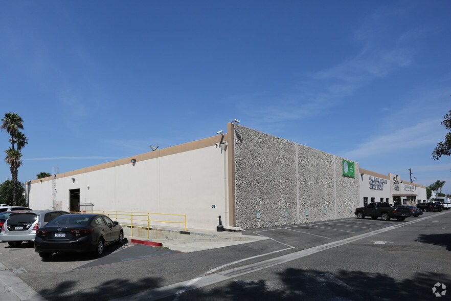 Primary Photo Of 2981 E La Palma Ave, Anaheim Manufacturing For Lease