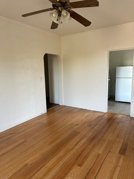 More Photos Of 1458 E 33rd St, Oakland Apartments For Sale