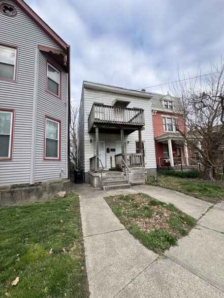 Primary Photo Of 3081 Henshaw Ave, Cincinnati Apartments For Sale