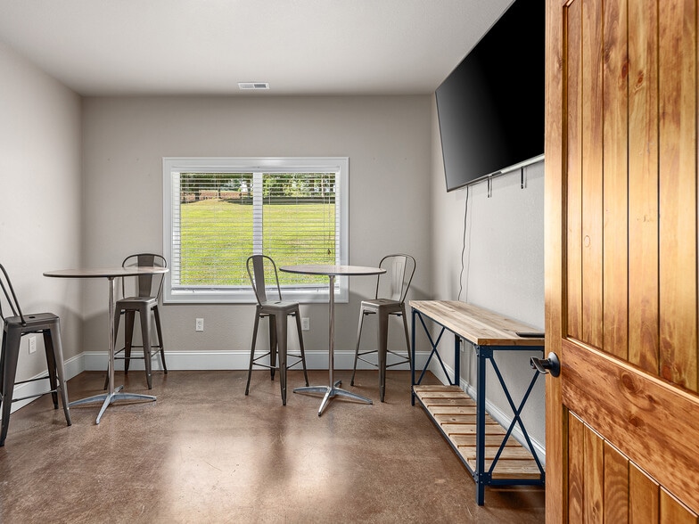 More Photos Of 355 Johnson Dr, Canton Specialty For Sale