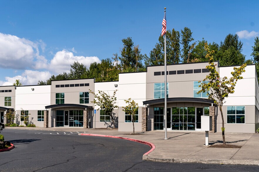 More Photos Of 17721 NE Riverside Pky, Portland Unknown For Lease