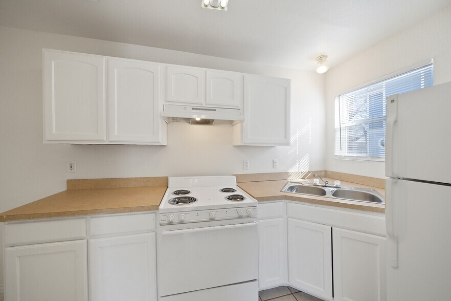 More Photos Of 414 Cupples Rd, San Antonio Apartments For Sale