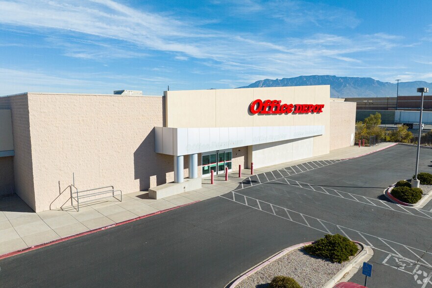 More Photos Of 1405-1409 Renaissance Blvd NE, Albuquerque General Retail For Sale