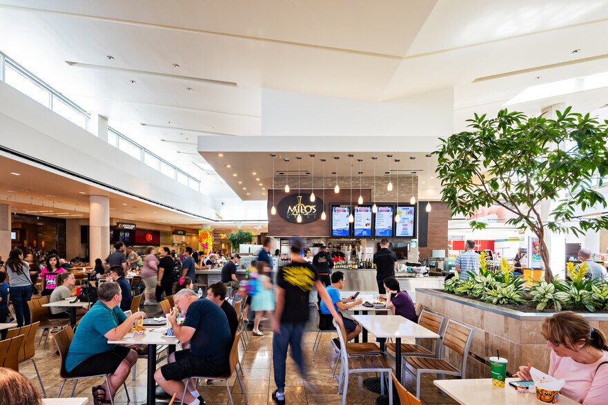 More Photos Of 1125-1197 Galleria Blvd, Roseville Unknown For Lease