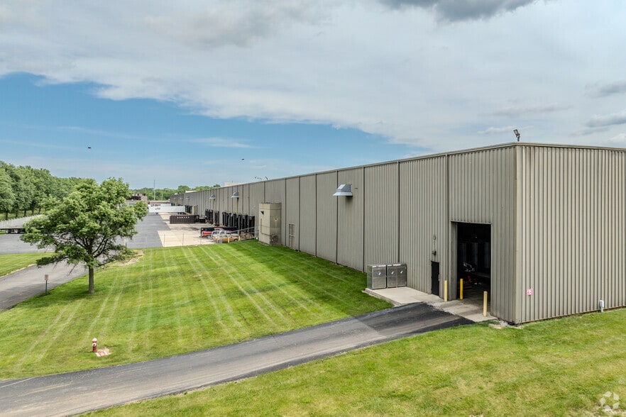 More Photos Of 6606 Tussing Rd, Reynoldsburg Warehouse For Lease