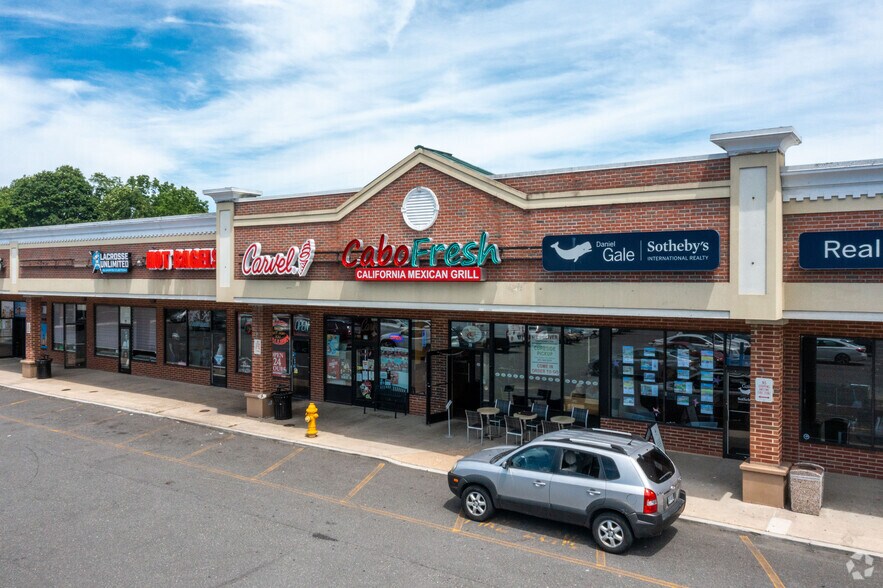 More Photos Of 31-95 Hauppauge Rd, Smithtown Unknown For Lease