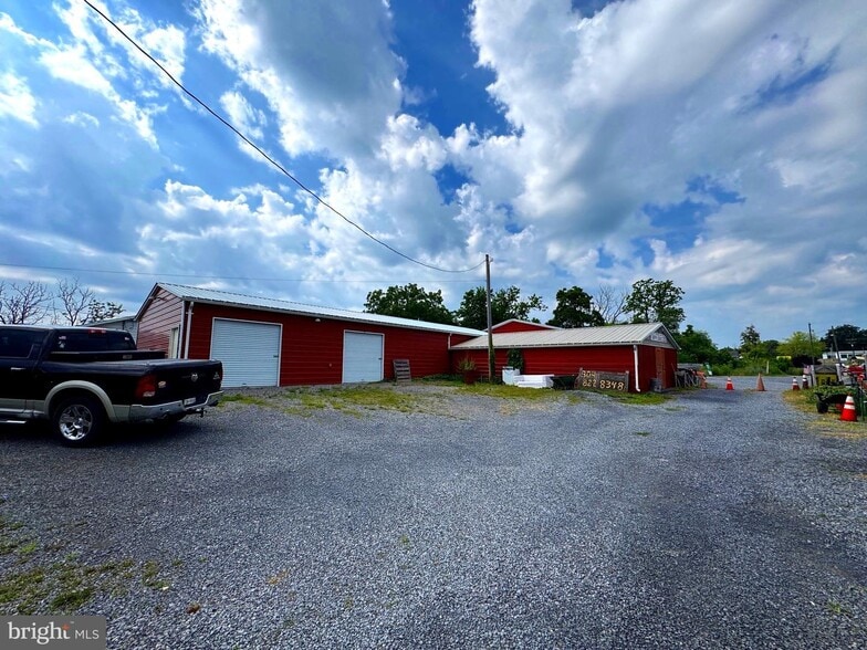 More Photos Of 8244 Cumberland rd, Springfield Freestanding For Sale