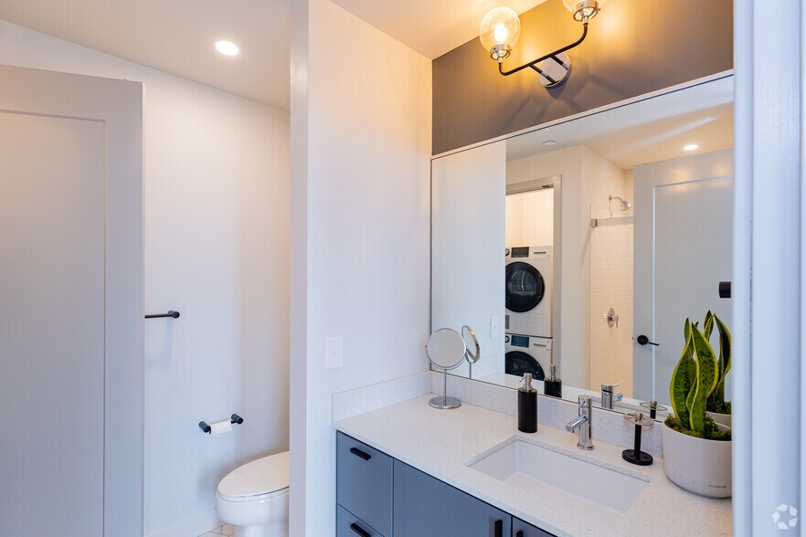 More Photos Of 316 4th Ave, Pittsburgh Apartments For Lease