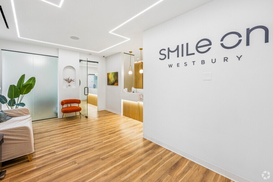More Photos Of 265 Post Ave, Westbury Medical For Lease