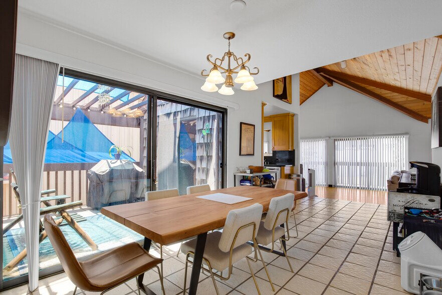 More Photos Of 3903-3905 Via Dolce, Marina del Rey, CA 90292 Via, Marina del Rey Apartments For Sale
