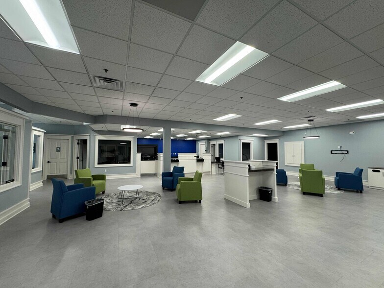 More Photos Of 320 3rd St SE, Cedar Rapids Office For Lease