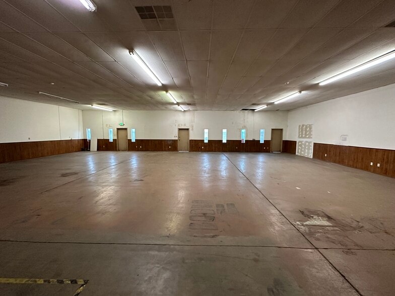 More Photos Of 2549 Yosemite Blvd, Modesto Warehouse For Lease