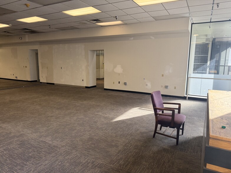 More Photos Of 208-210 Grant St, Pittsburgh Medical For Lease