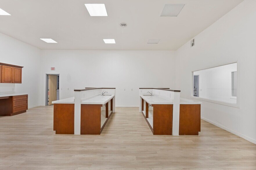 More Photos Of 3106 E Garvey Ave, West Covina Service For Sale