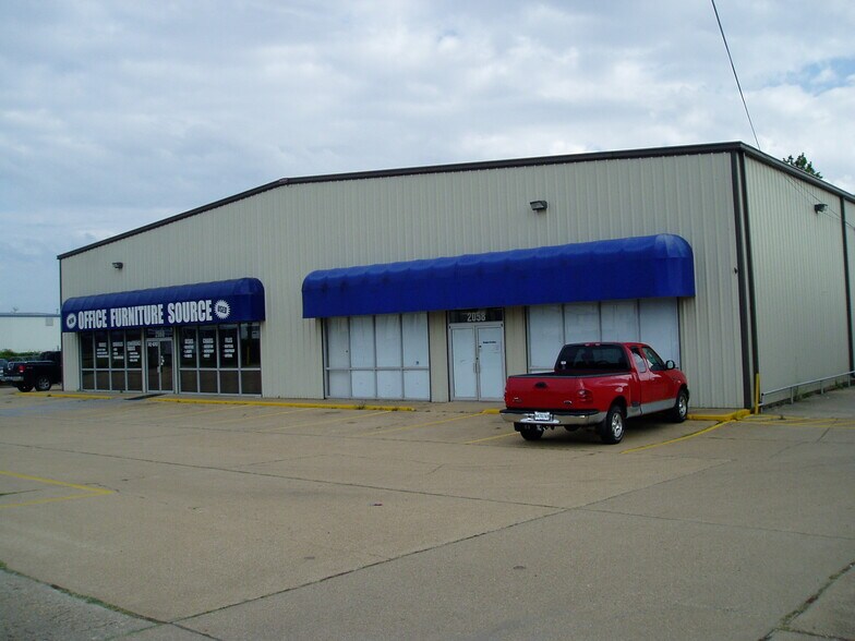 More Photos Of 2058-2060 E Texas St, Bossier City Freestanding For Lease