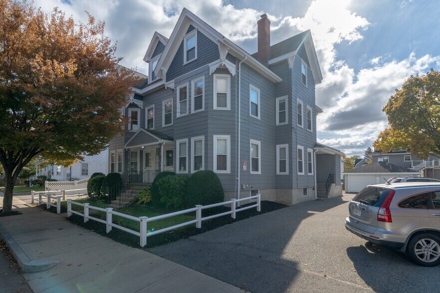Primary Photo Of 37 Washington Ave, Waltham Multifamily For Sale