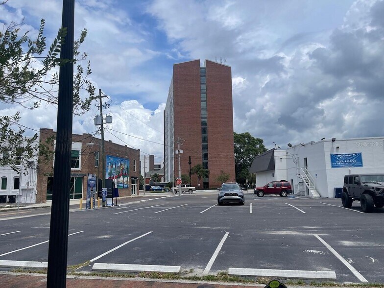 More Photos Of 1100 N Florida Ave, Tampa Office For Lease