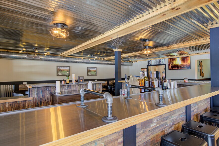 More Photos Of 2930 Rt 43, Averill Park Restaurant For Sale