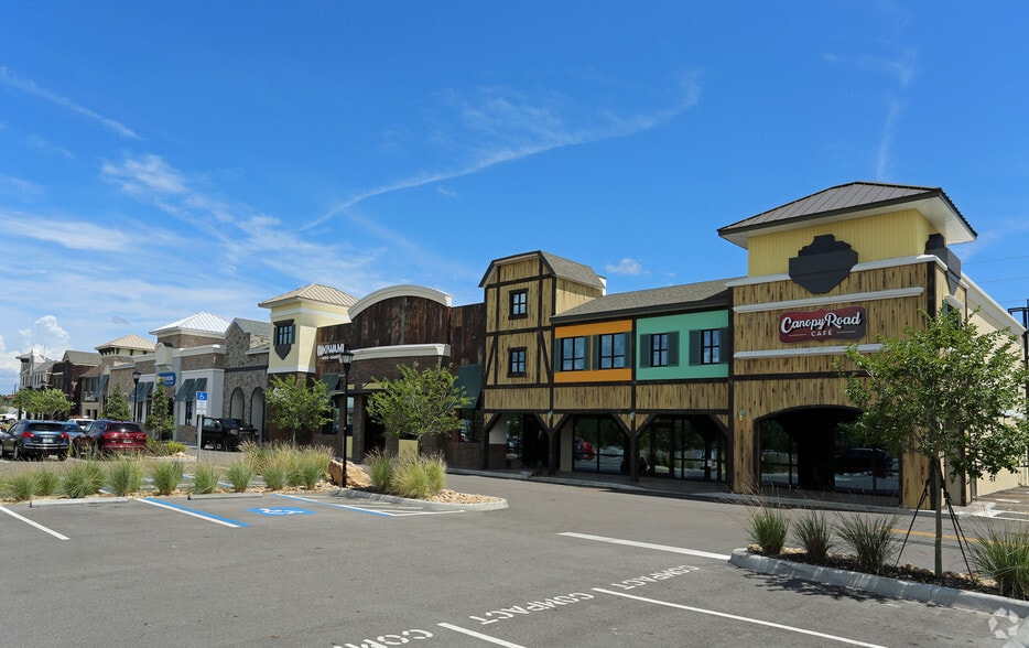 More Photos Of 10250-10314 Causeway Blvd, Tampa General Retail For Lease