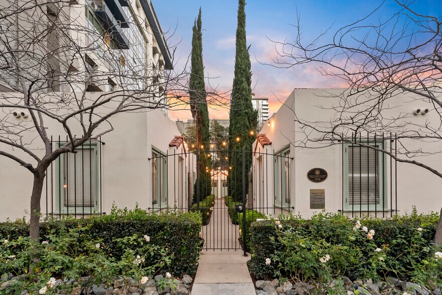 Primary Photo Of 1525-1537 Union St, San Diego Apartments For Sale