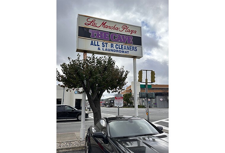 More Photos Of 2499 S El Camino Real, San Mateo Freestanding For Sale