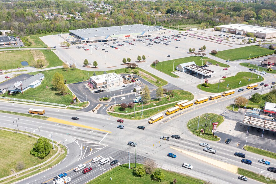 More Photos Of 2750 Allison Ln, Jeffersonville Freestanding For Lease