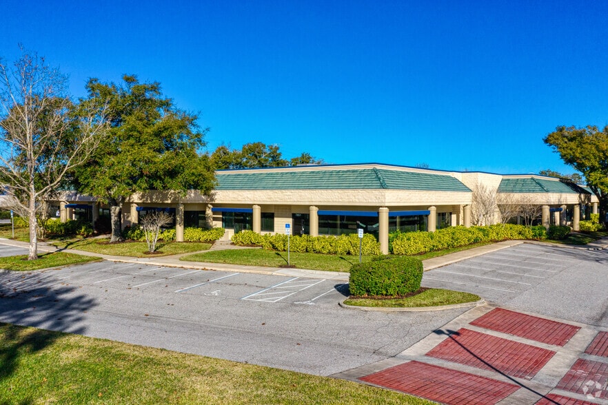 More Photos Of 7300-7356 Greenbriar Pky, Orlando Unknown For Lease