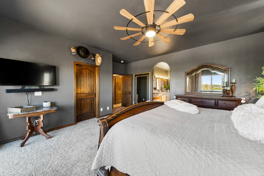 More Photos Of 7056 Bustin Dutch Trl, Show Low Multifamily For Sale