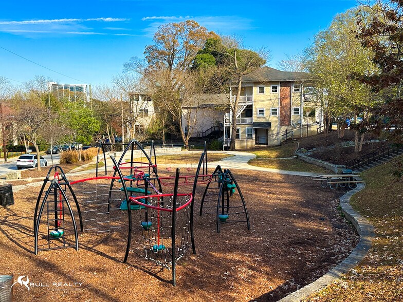 More Photos Of 494 Winton Ter NE, Atlanta Apartments For Sale