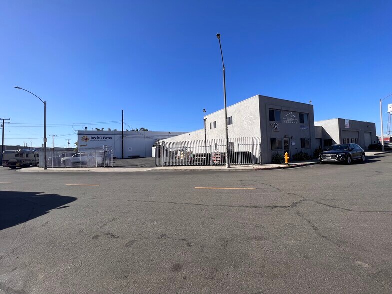 More Photos Of 1312 W Esther St, Long Beach Warehouse For Lease