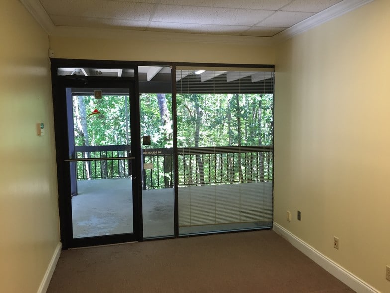 More Photos Of 2301 Park Ave, Orange Park Coworking Space