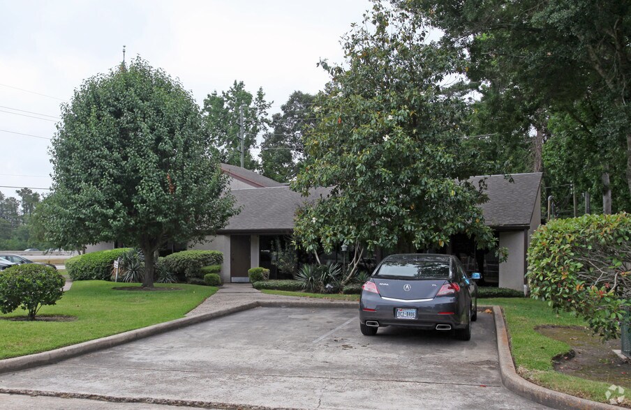 More Photos Of 18935 N I-45, Spring Office For Lease