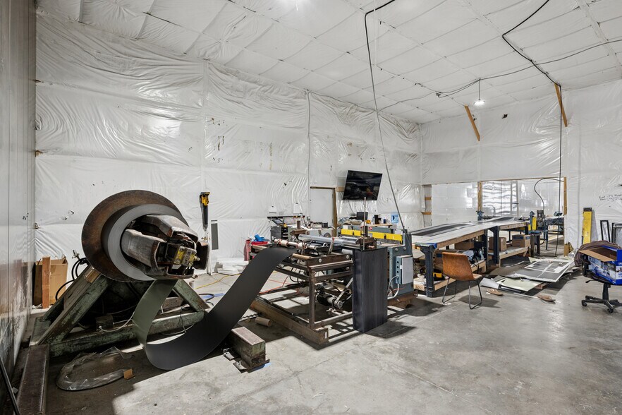 More Photos Of 60 Landfill Rd, Anaconda Industrial For Sale