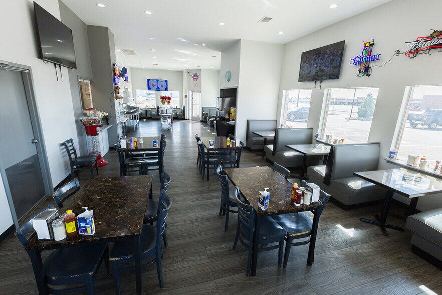More Photos Of 1140 Kermit St, Plainview Restaurant For Sale