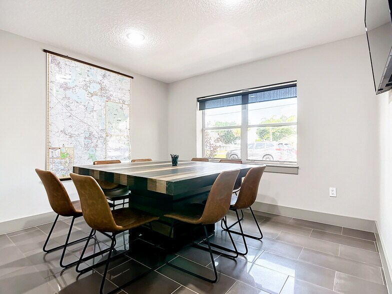 More Photos Of 285 S Central Ave, Umatilla Medical For Sale