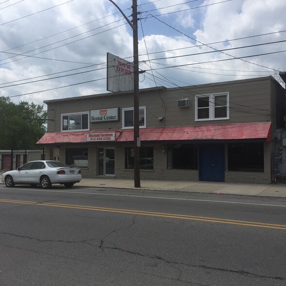 More Photos Of 1205 E State Blvd, Fort Wayne Flex For Sale