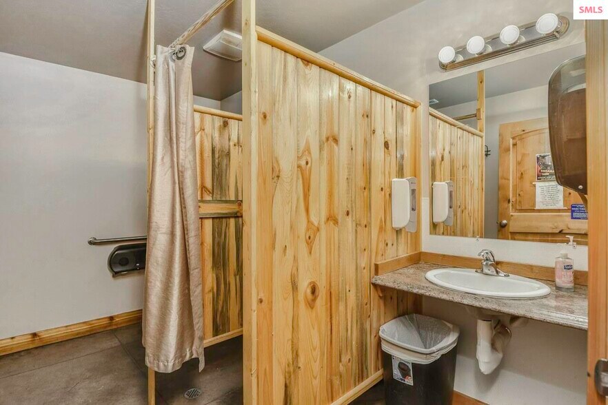 More Photos Of 213 E 4th Ave, Clark Fork Restaurant For Sale