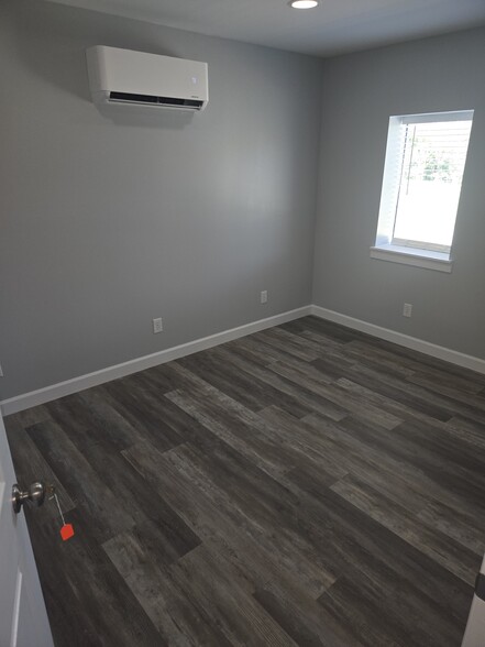 More Photos Of 1315 S Water Ave, Gallatin Freestanding For Lease