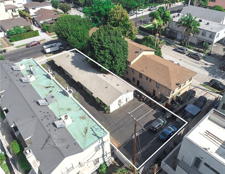 More Photos Of 1851-1855 S Barrington Ave, Los Angeles Apartments For Sale